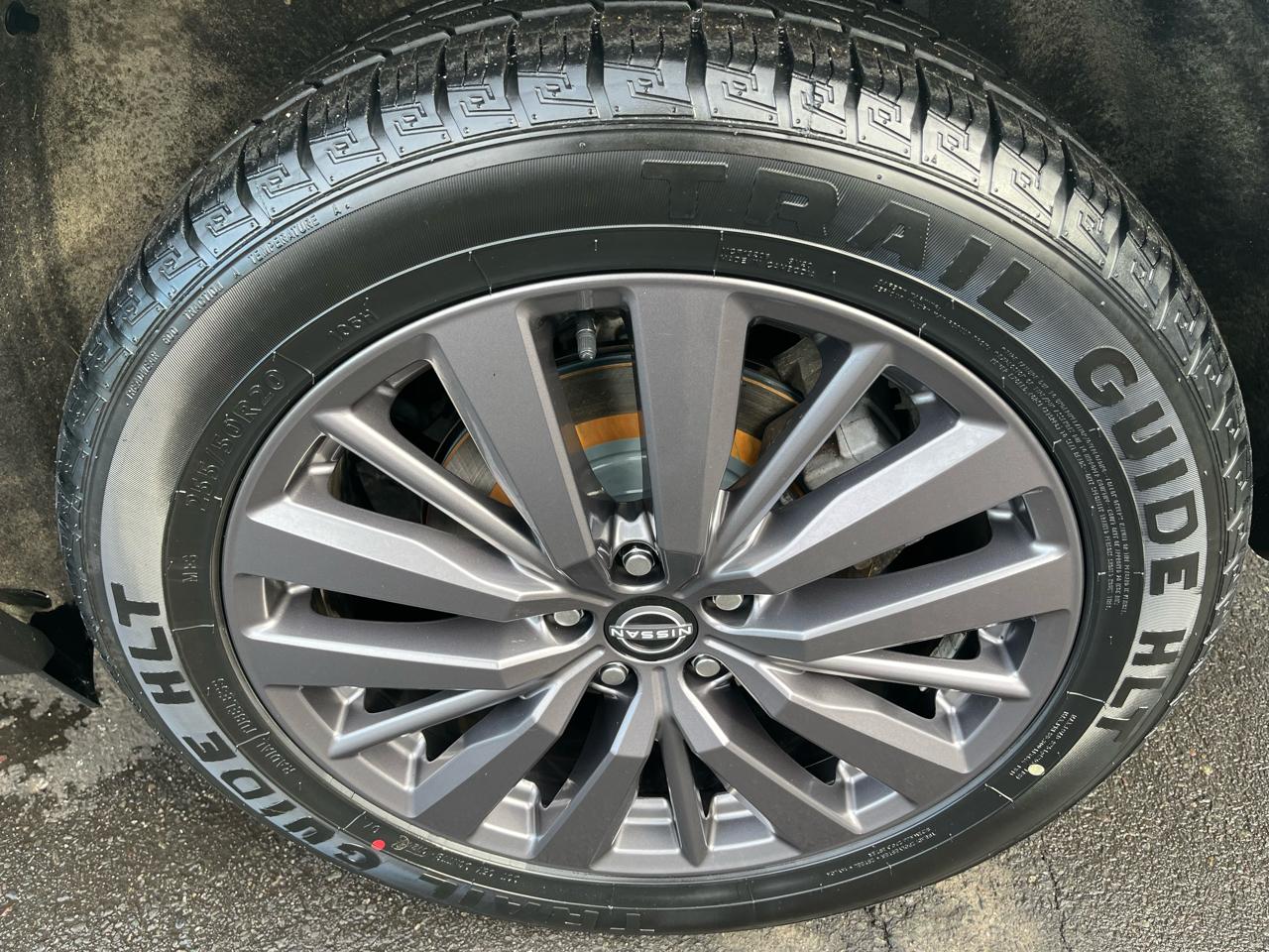 Nissan Pathfinder SL 4WD 2023