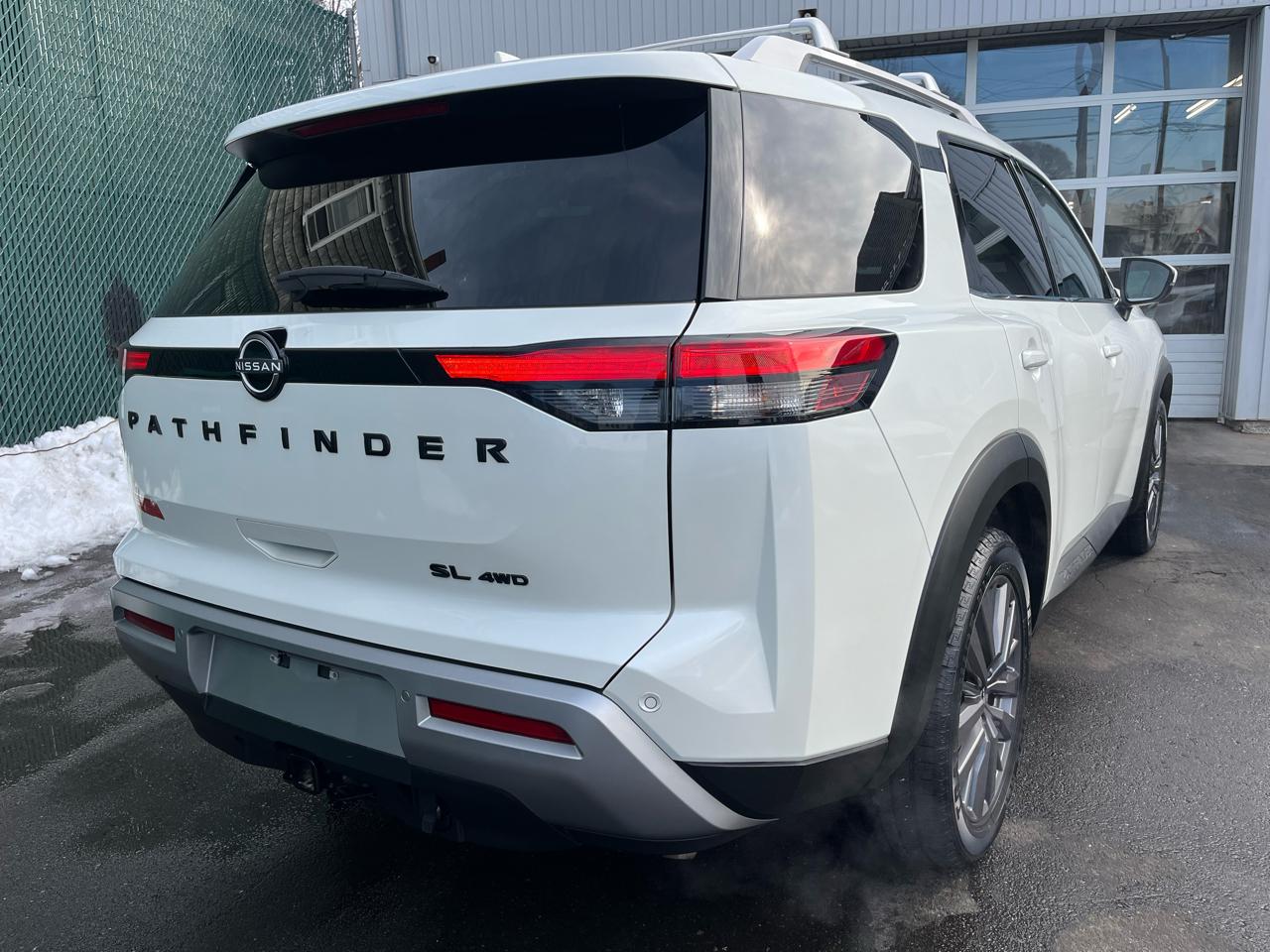 Nissan Pathfinder SL 4WD 2023