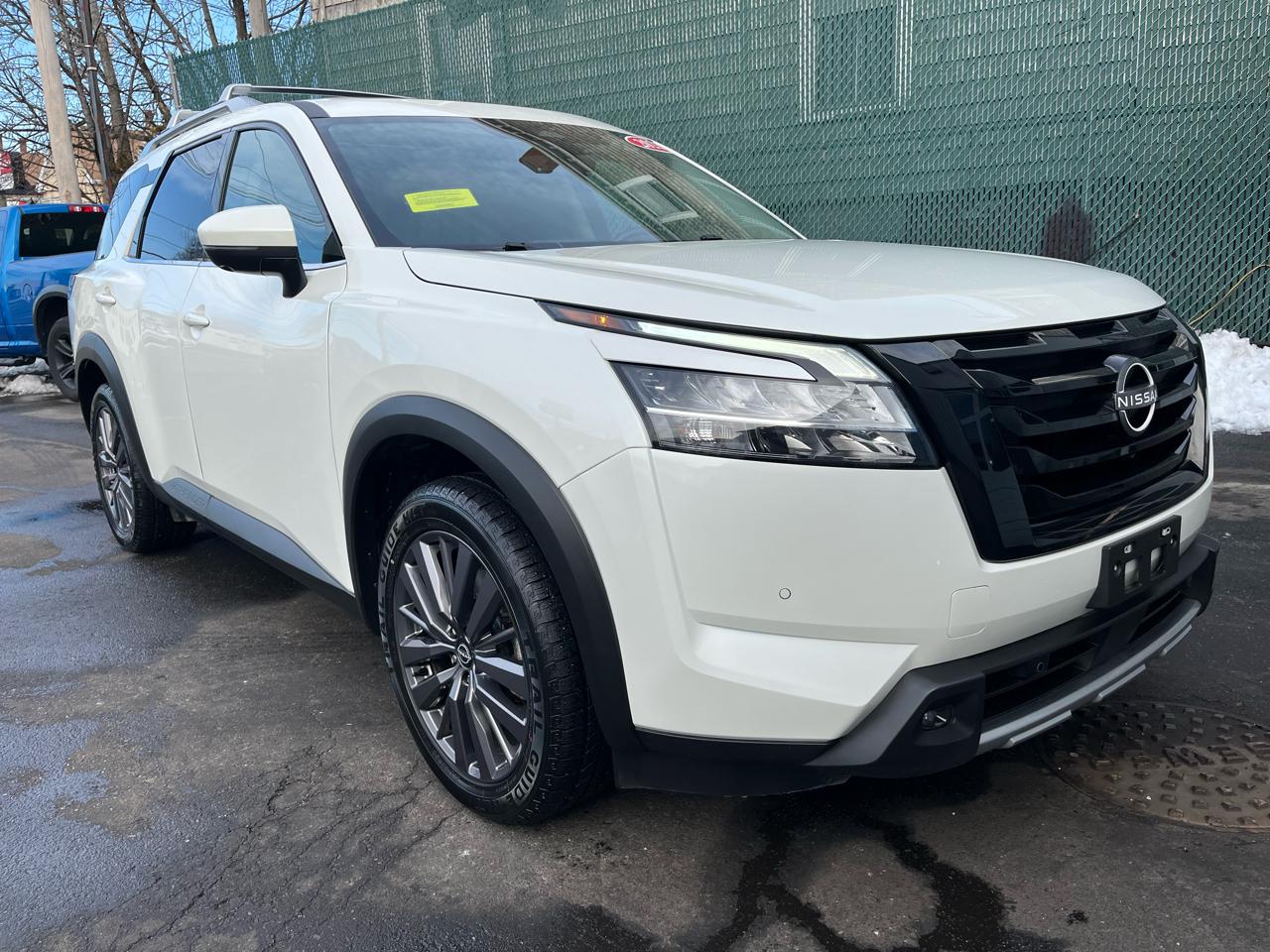 Nissan Pathfinder SL 4WD 2023