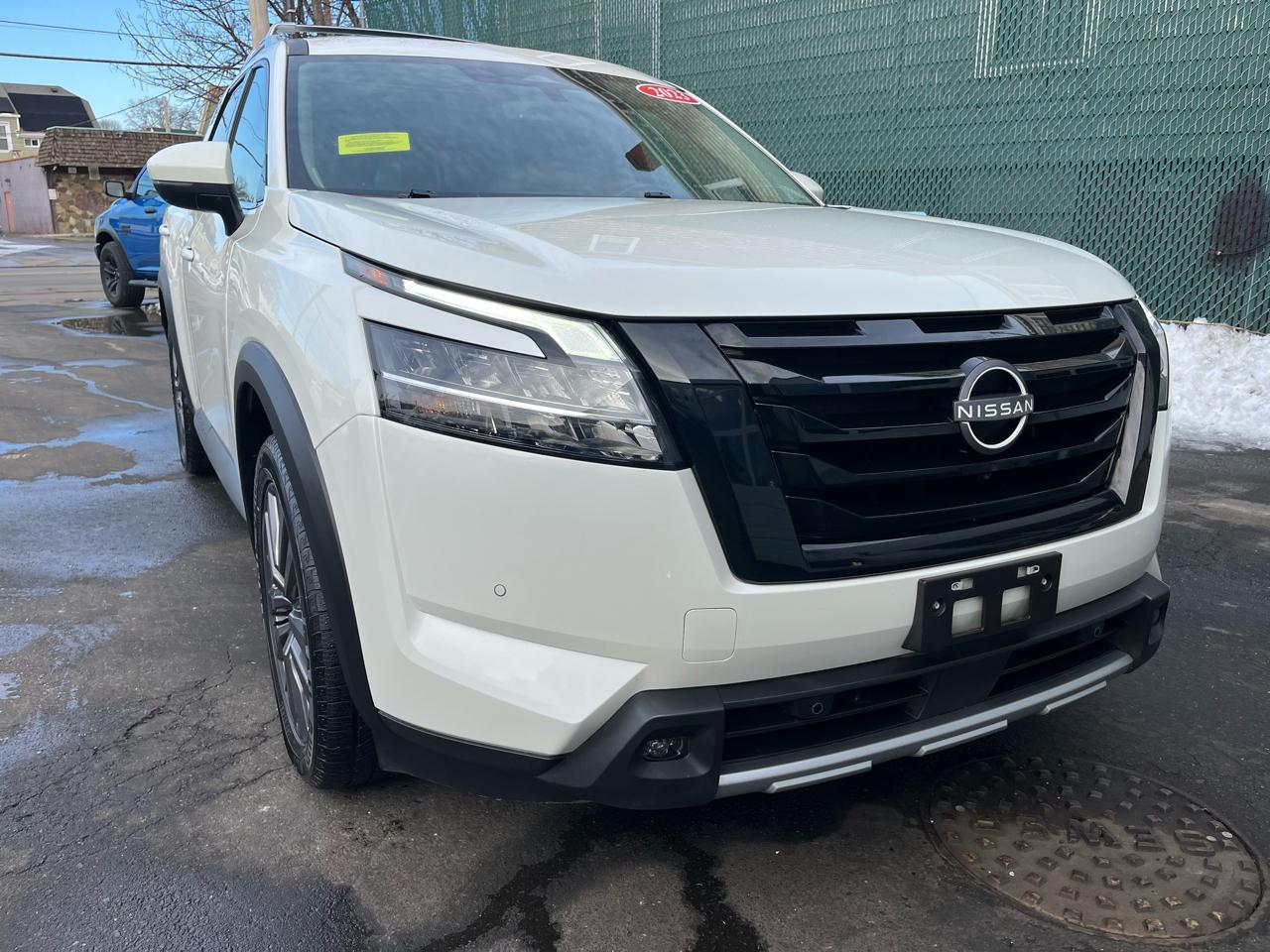 Nissan Pathfinder SL 4WD 2023