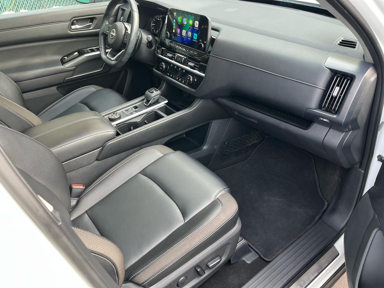 Nissan Pathfinder SL 4WD 2023