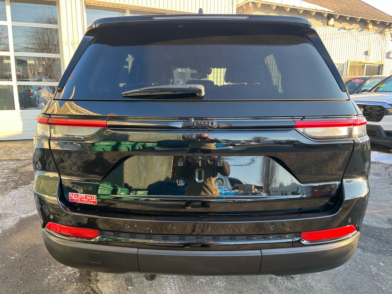 Jeep Grand Cherokee Altitude 4x4 2022