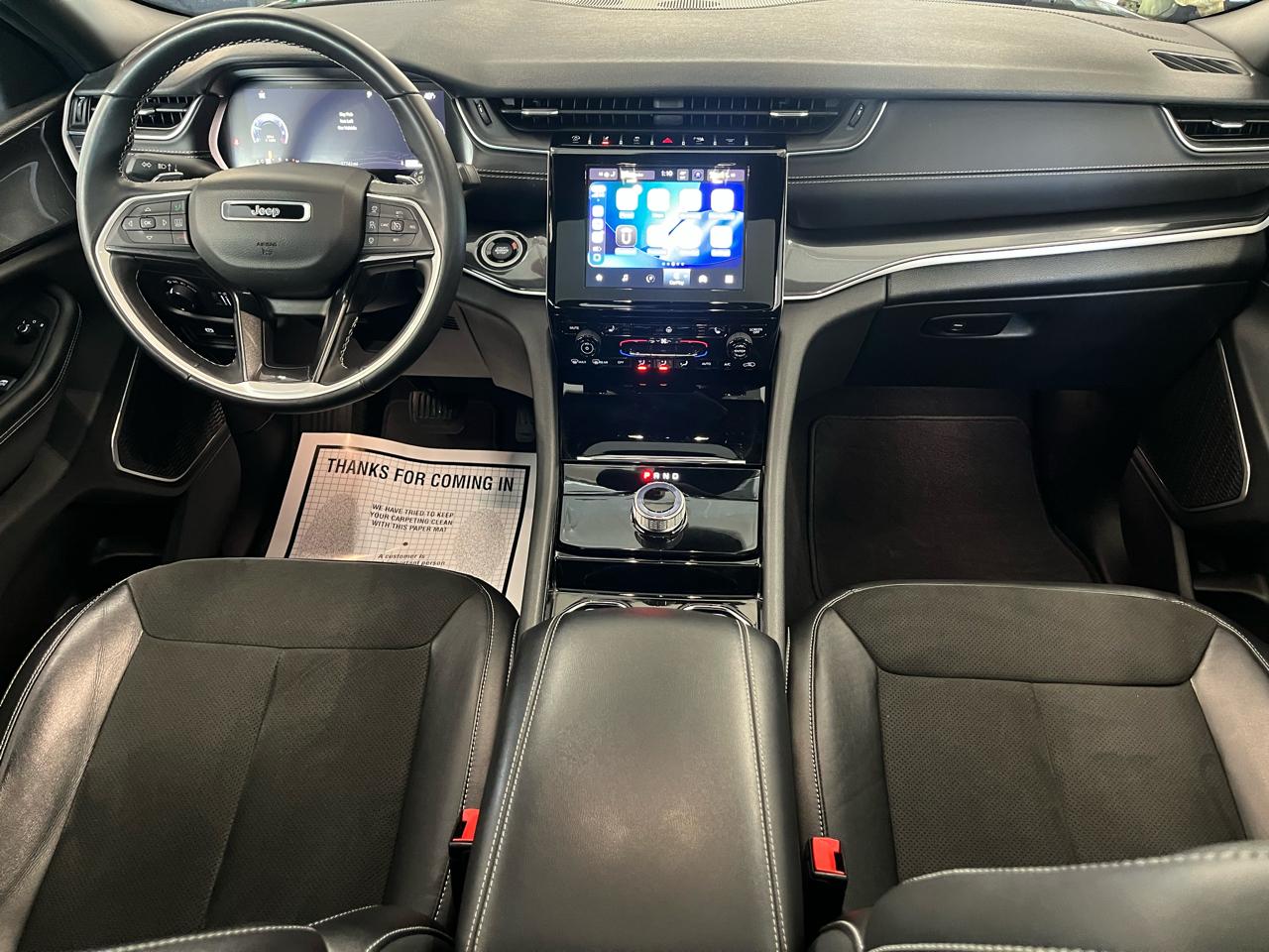 Jeep Grand Cherokee Altitude 4x4 2022