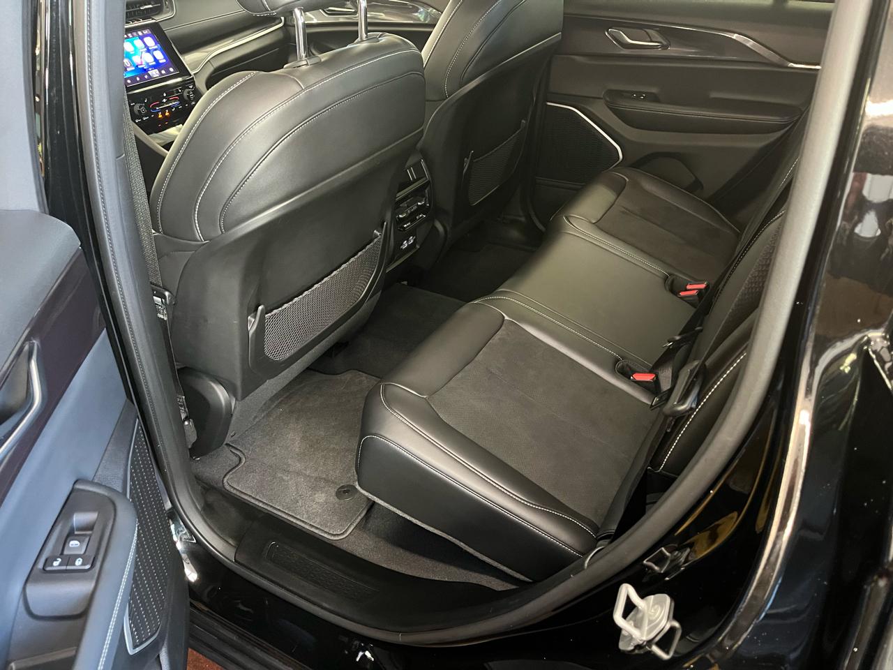 Jeep Grand Cherokee Altitude 4x4 2022