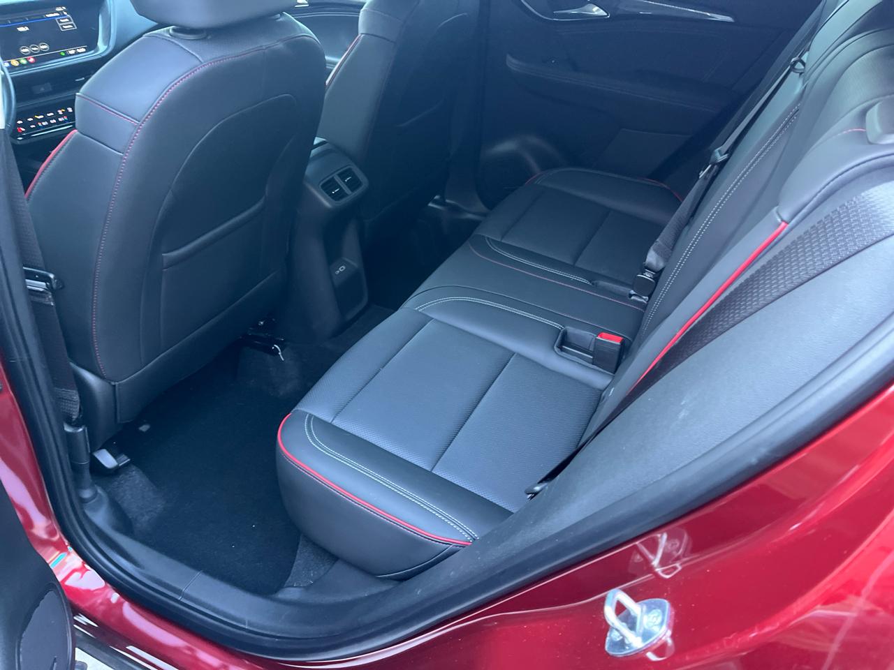 Buick Envision AWD 4dr Essence 2023