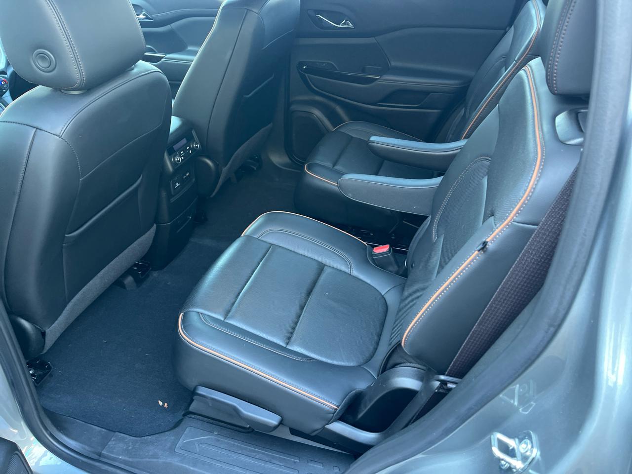 GMC Acadia AWD 4dr AT4 2023