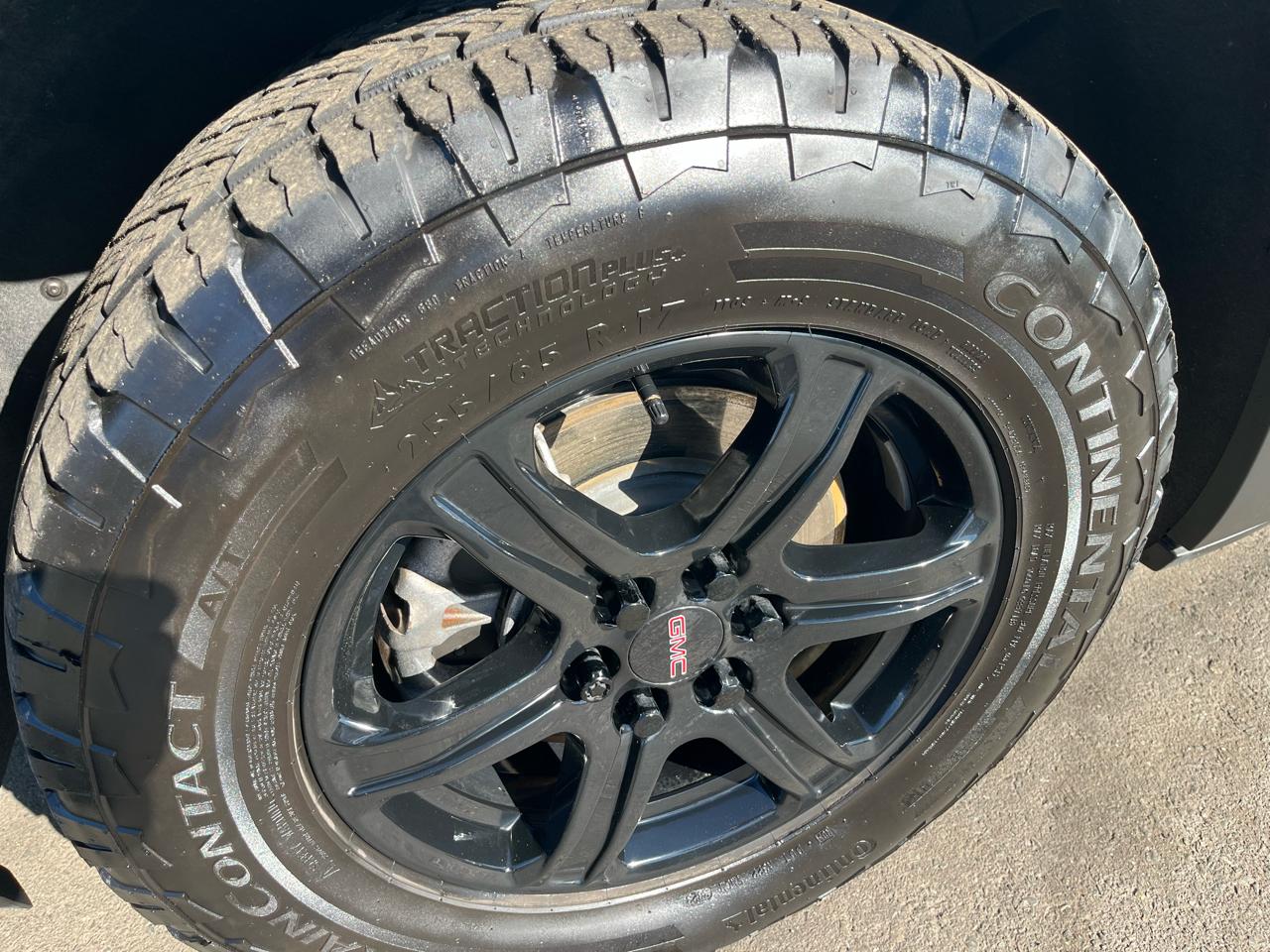 GMC Acadia AWD 4dr AT4 2023