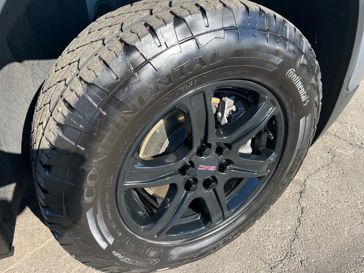 GMC Acadia AWD 4dr AT4 2023