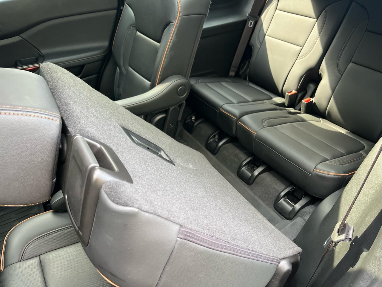 GMC Acadia AWD 4dr AT4 2023