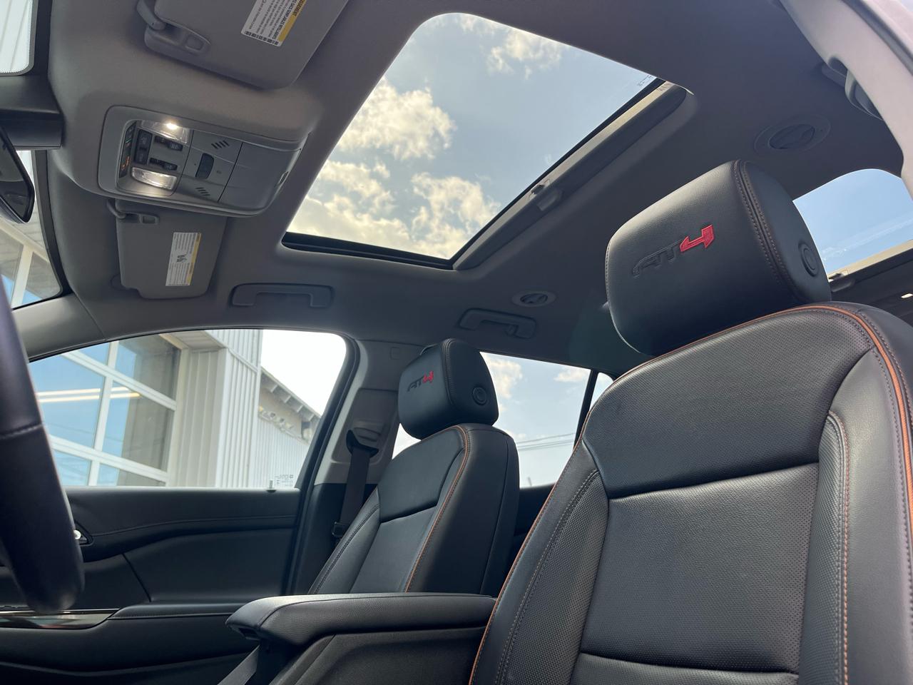 GMC Acadia AWD 4dr AT4 2023