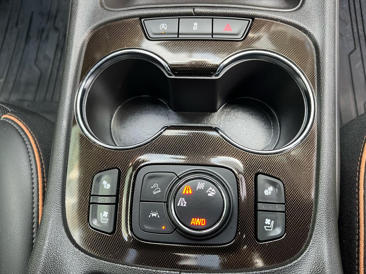 GMC Acadia AWD 4dr AT4 2023