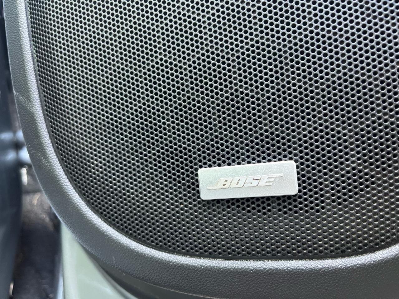 GMC Acadia AWD 4dr AT4 2023