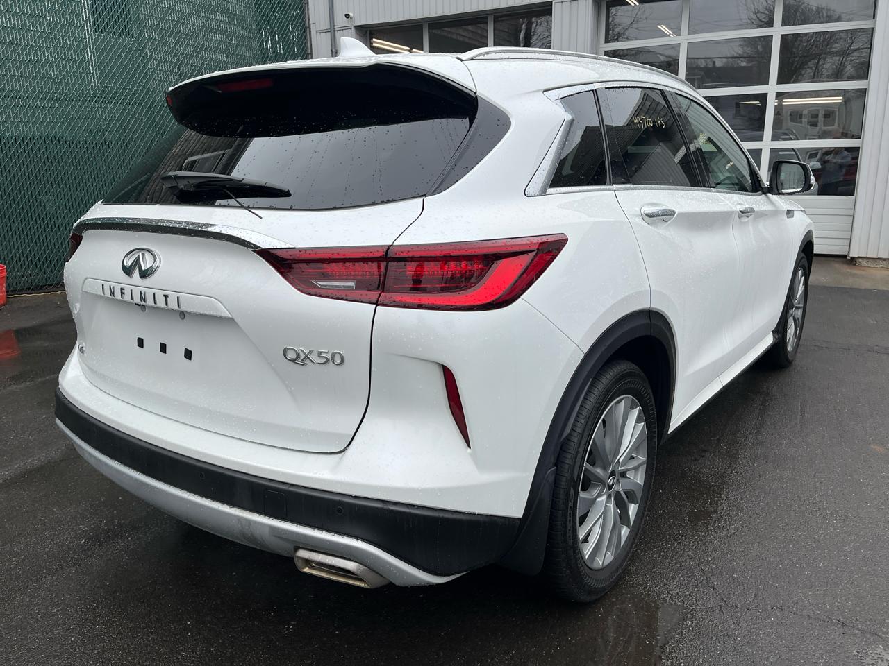 Infiniti QX50 LUXE AWD 2023