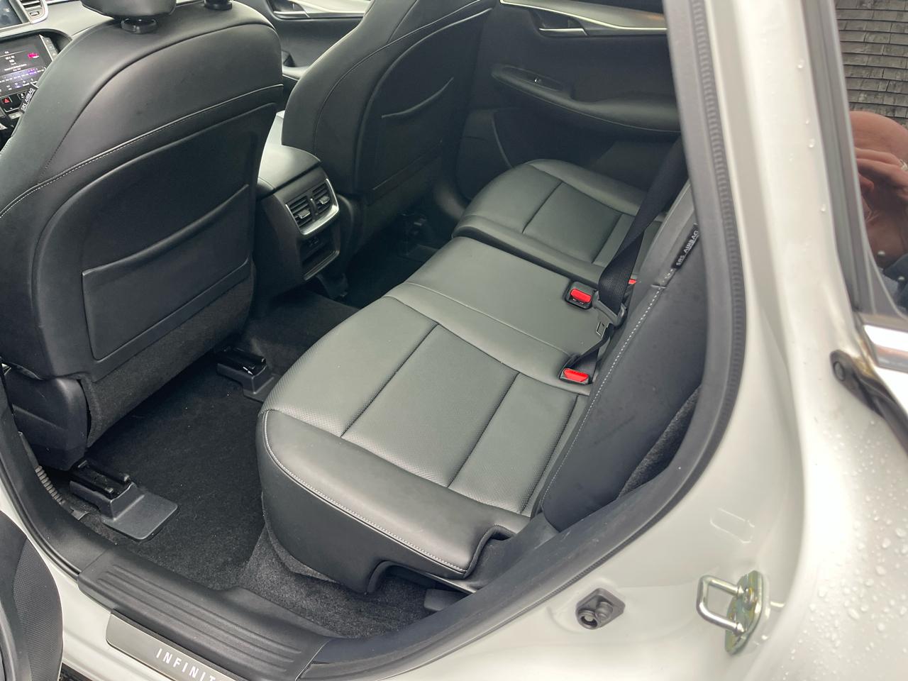 Infiniti QX50 LUXE AWD 2023