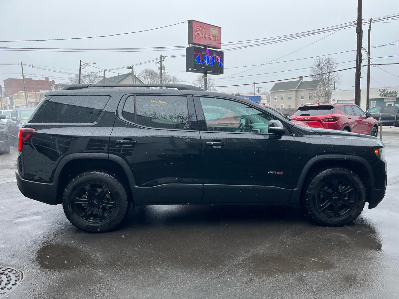 GMC Acadia AWD 4dr AT4 2023
