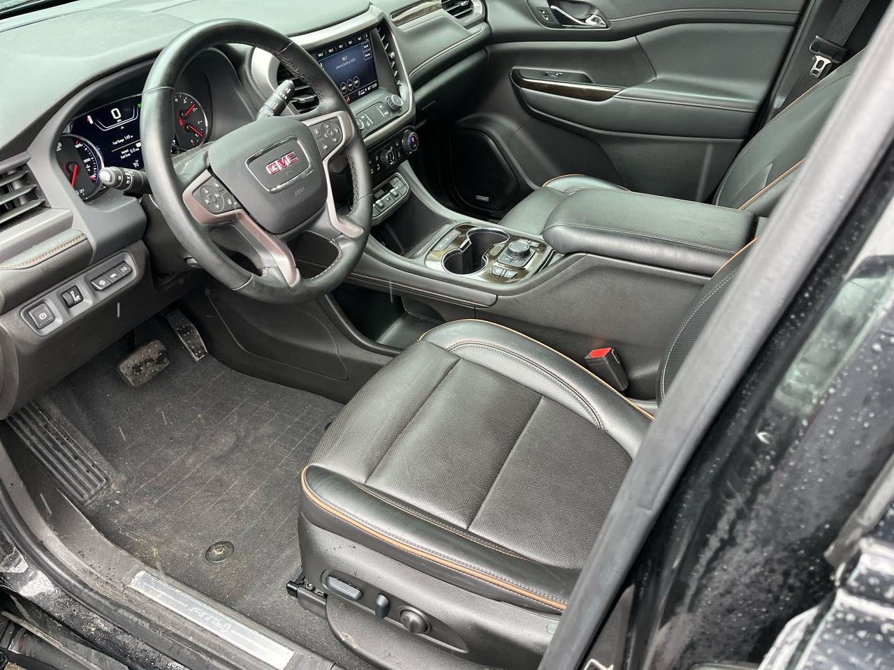 GMC Acadia AWD 4dr AT4 2023