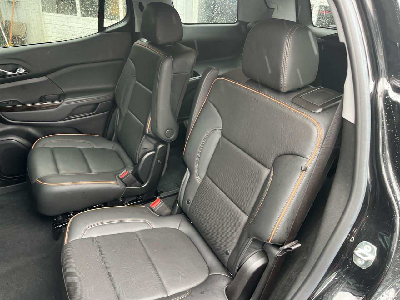 GMC Acadia AWD 4dr AT4 2023