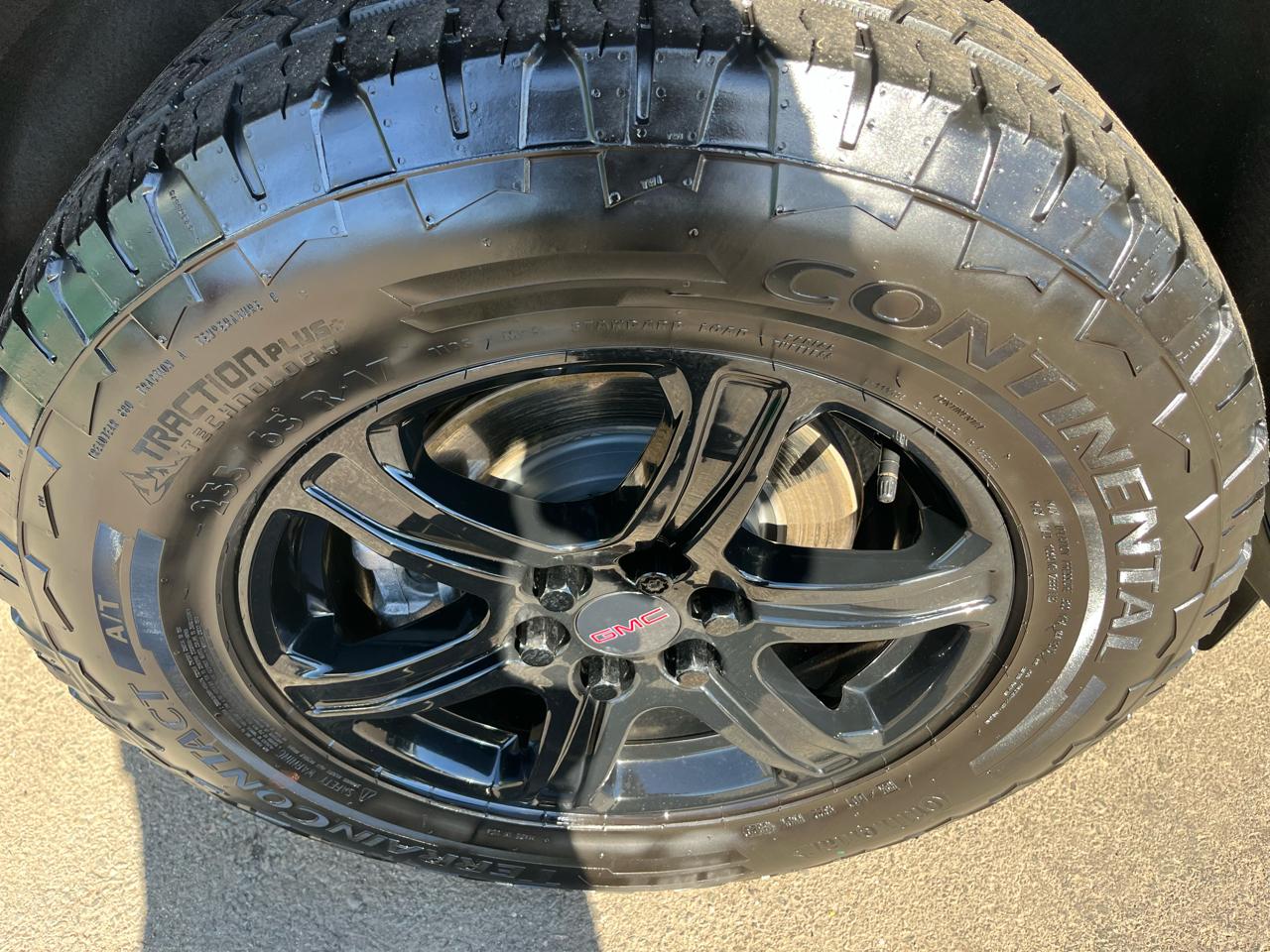 GMC Acadia AWD 4dr AT4 2023