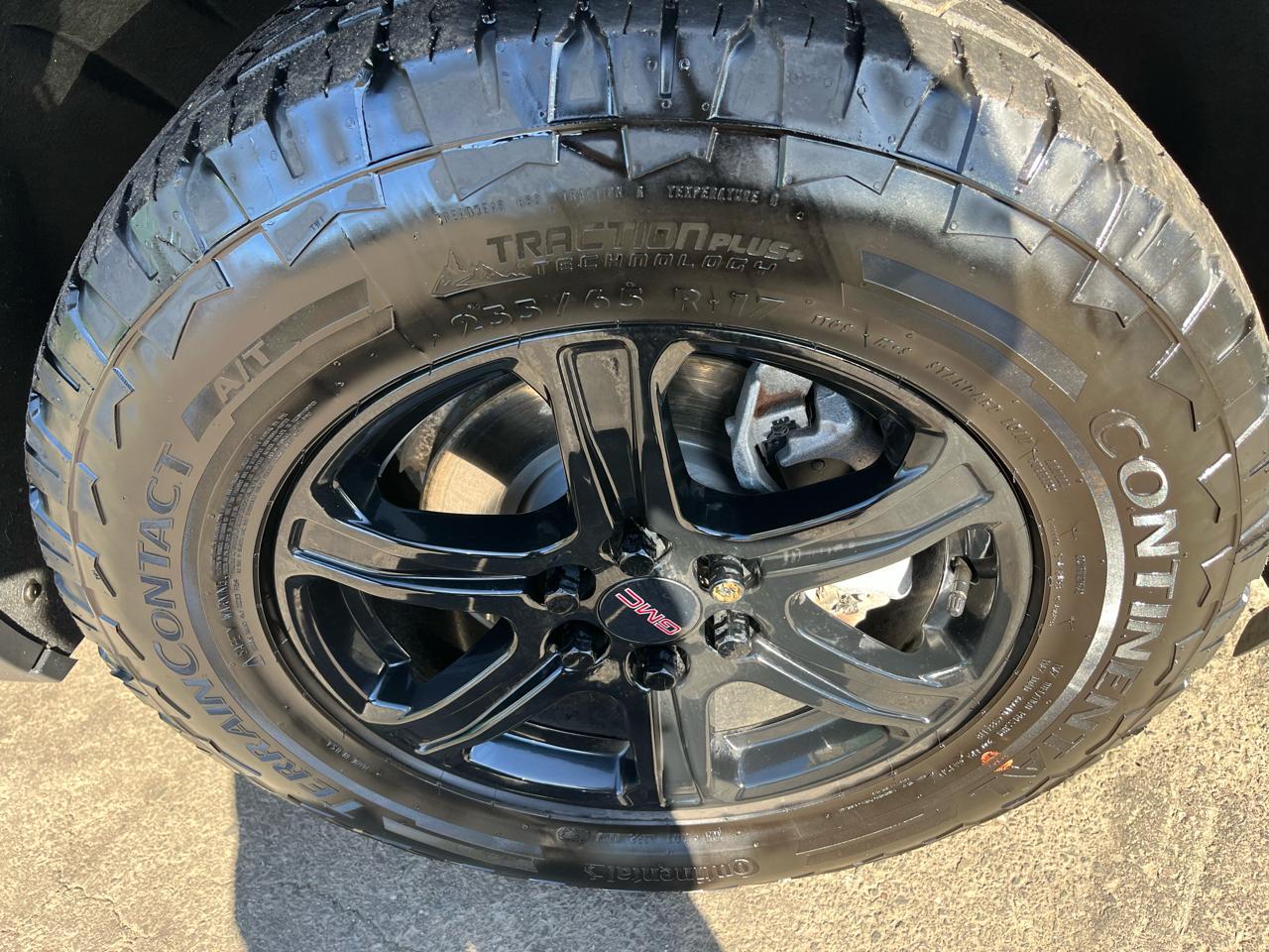 GMC Acadia AWD 4dr AT4 2023