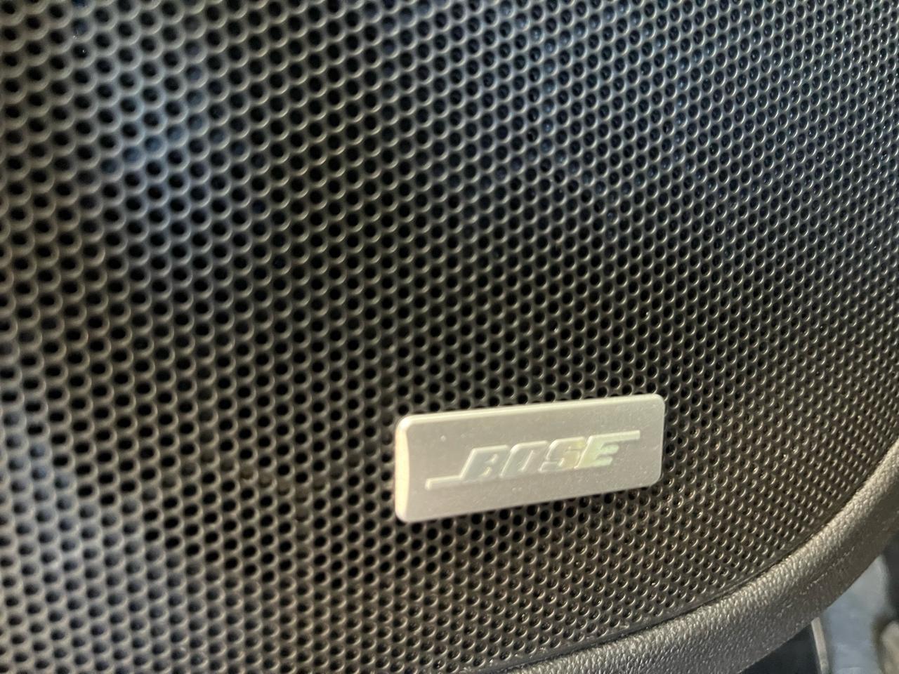 GMC Acadia AWD 4dr AT4 2023