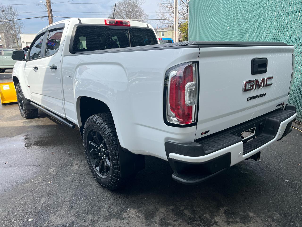 GMC Canyon 4WD Crew Cab 141" AT4 w/Leather 2022