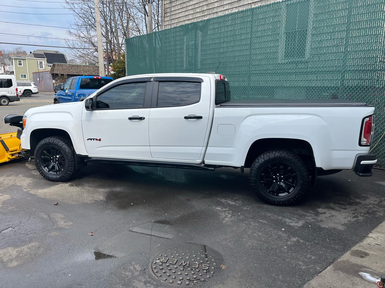 GMC Canyon 4WD Crew Cab 141" AT4 w/Leather 2022