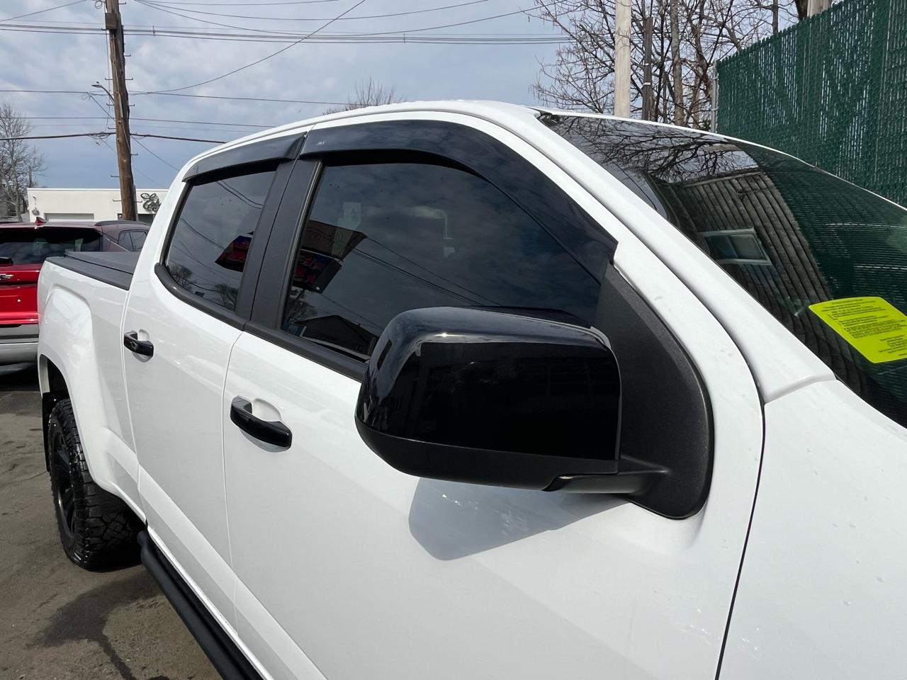 GMC Canyon 4WD Crew Cab 141" AT4 w/Leather 2022
