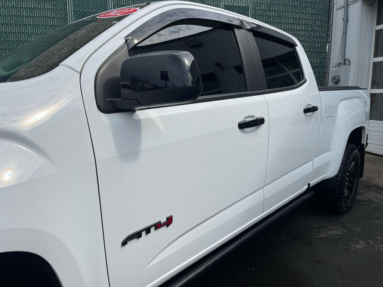 GMC Canyon 4WD Crew Cab 141" AT4 w/Leather 2022