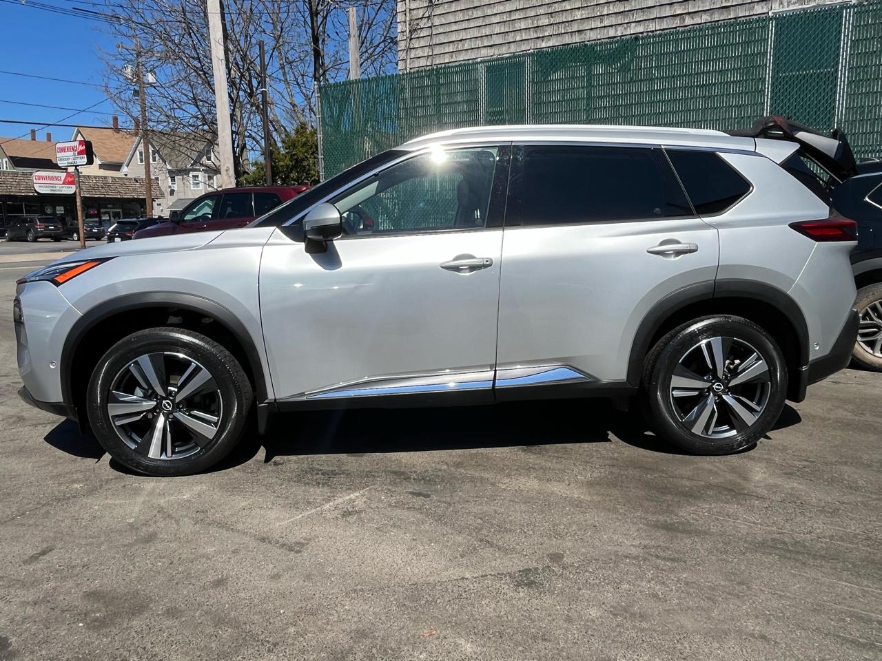 Nissan Rogue AWD SL *Ltd Avail* 2023