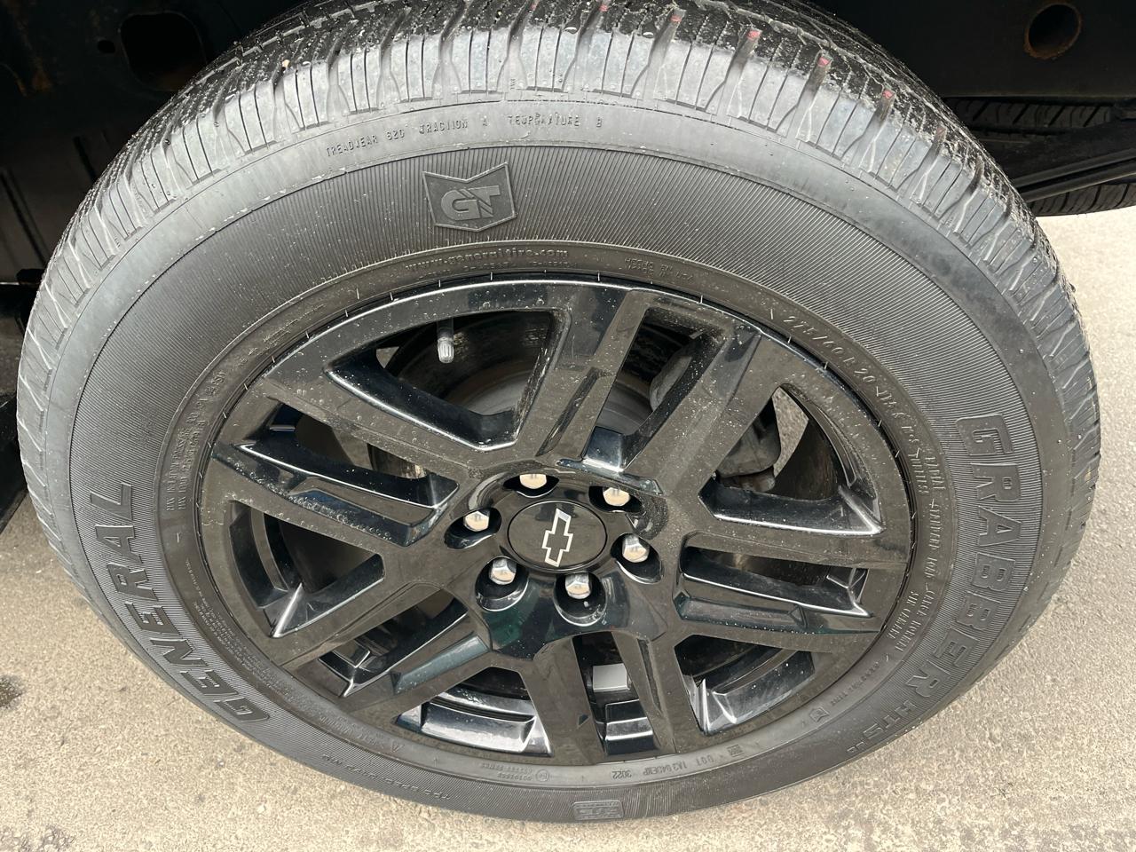 Chevrolet Silverado 1500 4WD Crew Cab 147" Custom 2022