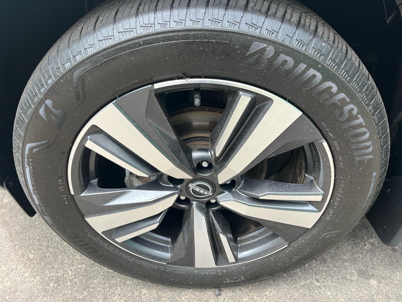 Nissan Rogue AWD Platinum *Ltd Avail* 2023