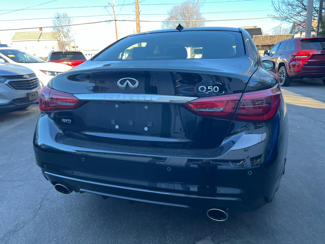Infiniti Q50 LUXE AWD 2023