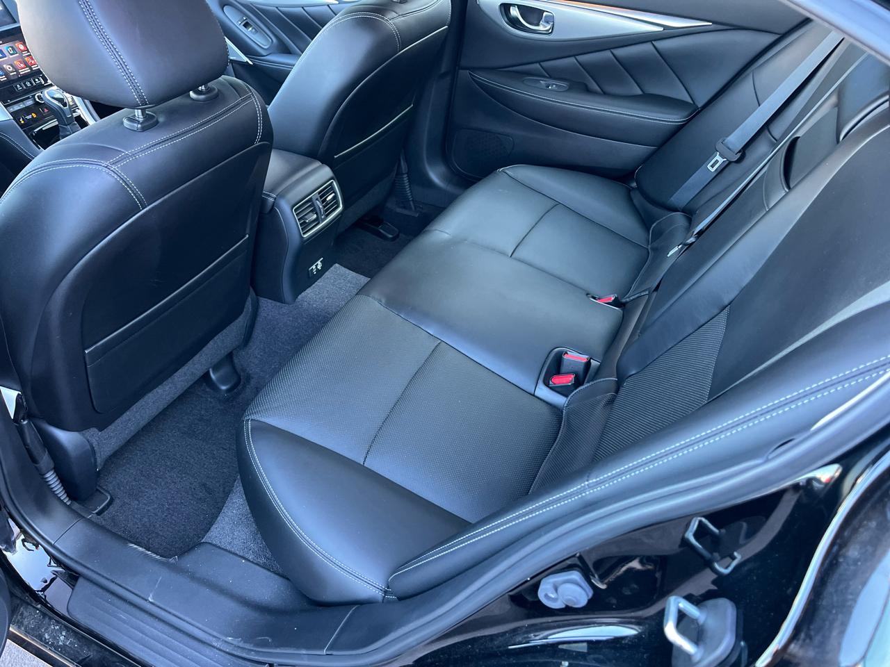 Infiniti Q50 LUXE AWD 2023