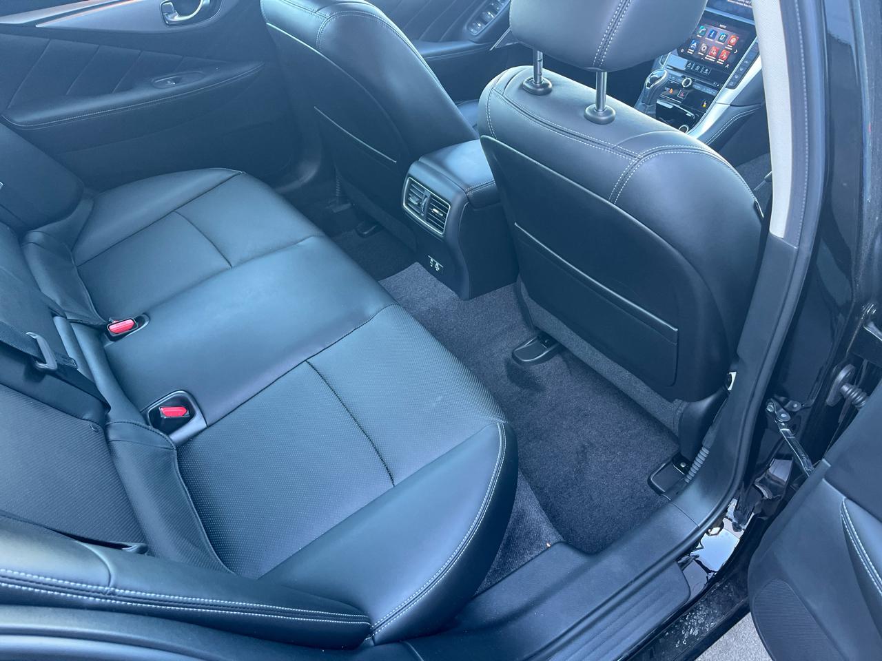 Infiniti Q50 LUXE AWD 2023