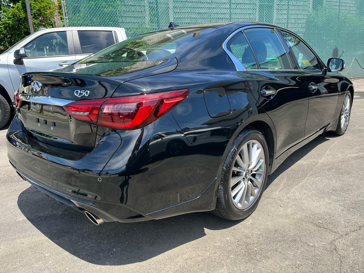 Infiniti Q50 LUXE AWD 2023