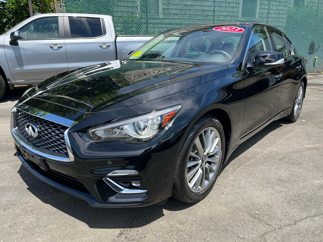 Infiniti Q50 LUXE AWD 2023