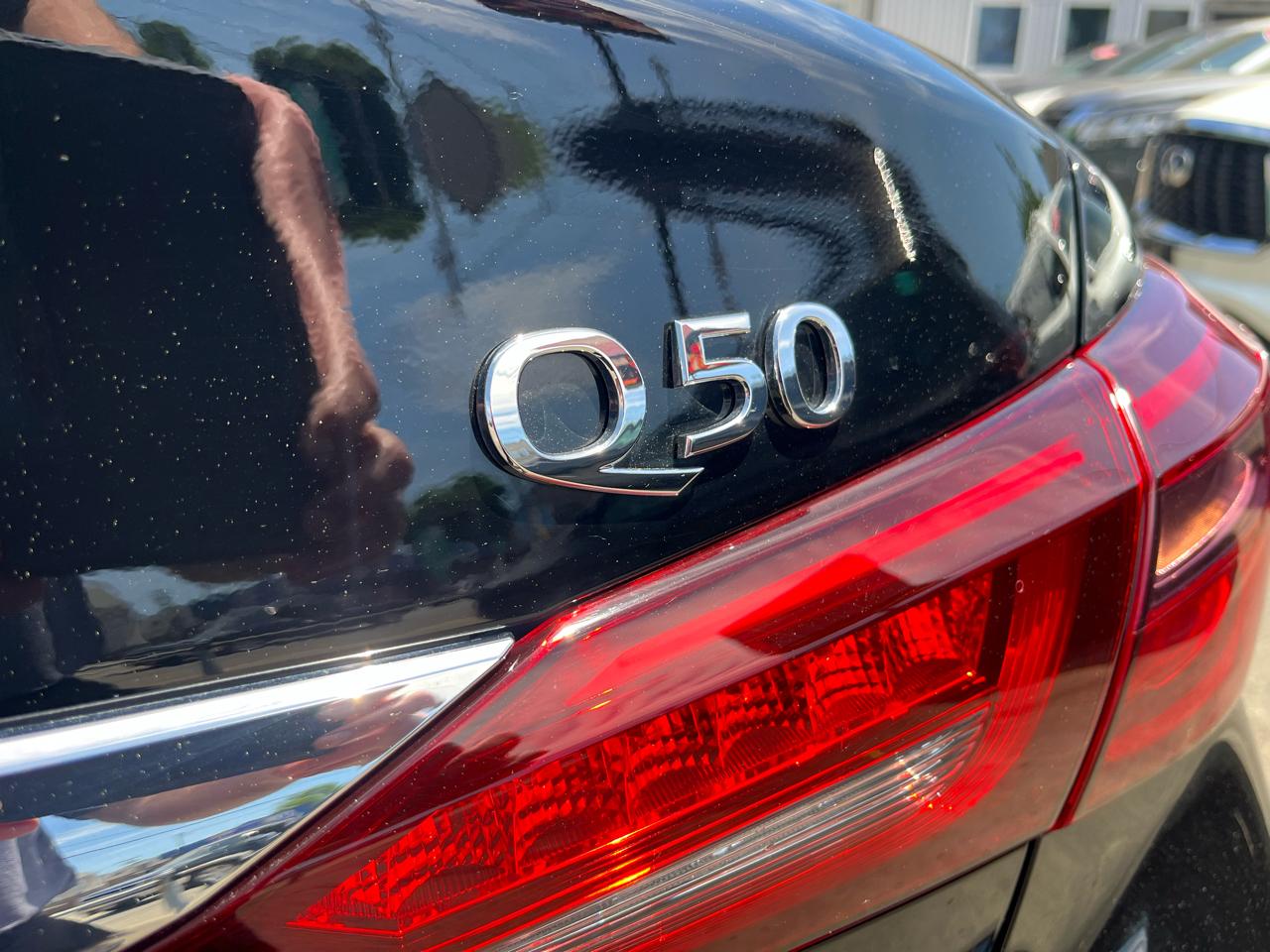 Infiniti Q50 LUXE AWD 2023