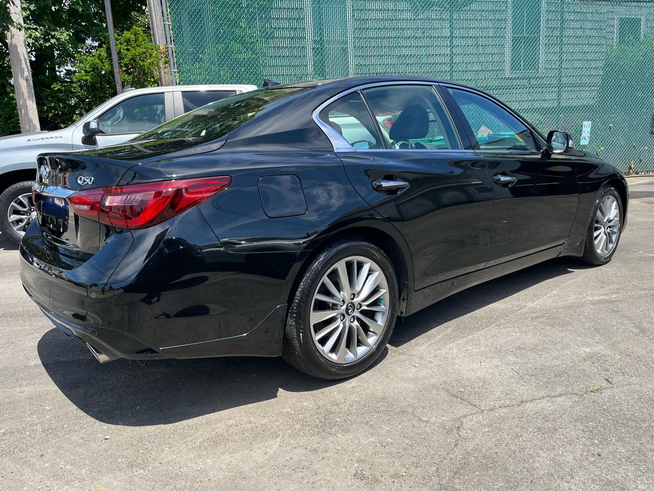 Infiniti Q50 LUXE AWD 2023