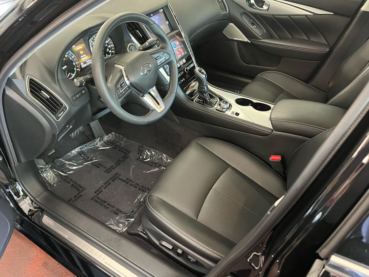 Infiniti Q50 LUXE AWD 2023