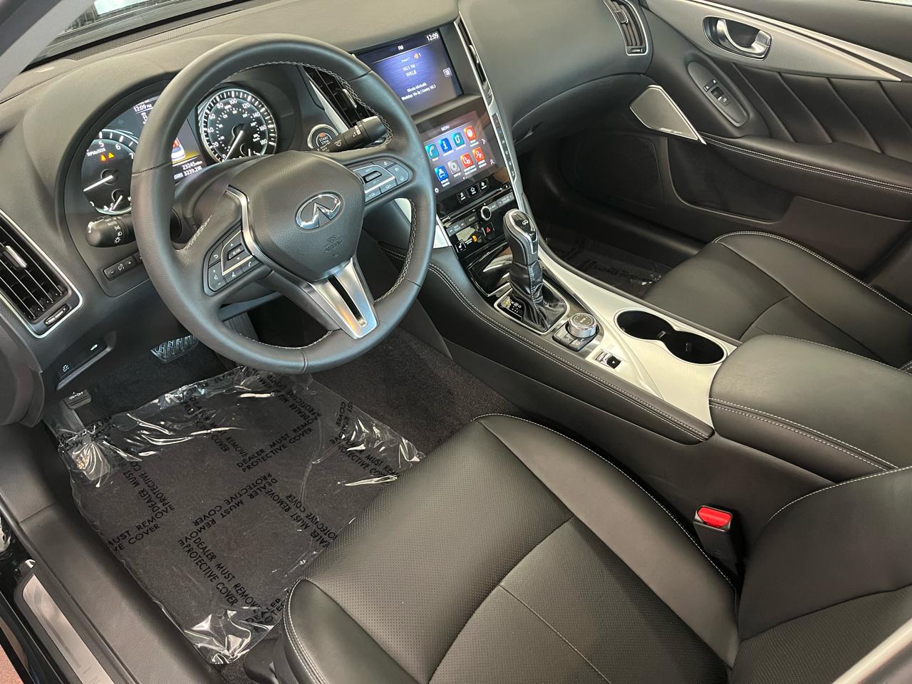 Infiniti Q50 LUXE AWD 2023