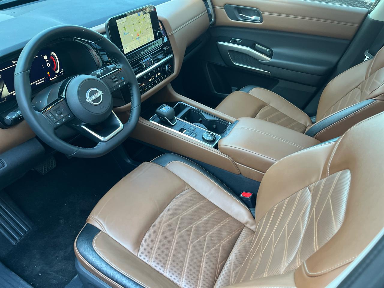 Nissan Pathfinder Platinum 4WD 2023