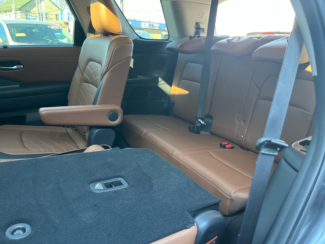 Nissan Pathfinder Platinum 4WD 2023