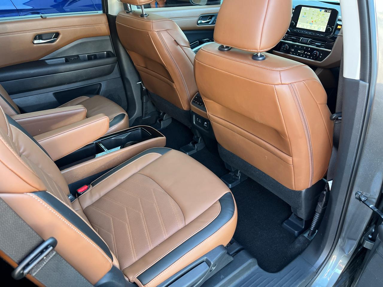 Nissan Pathfinder Platinum 4WD 2023