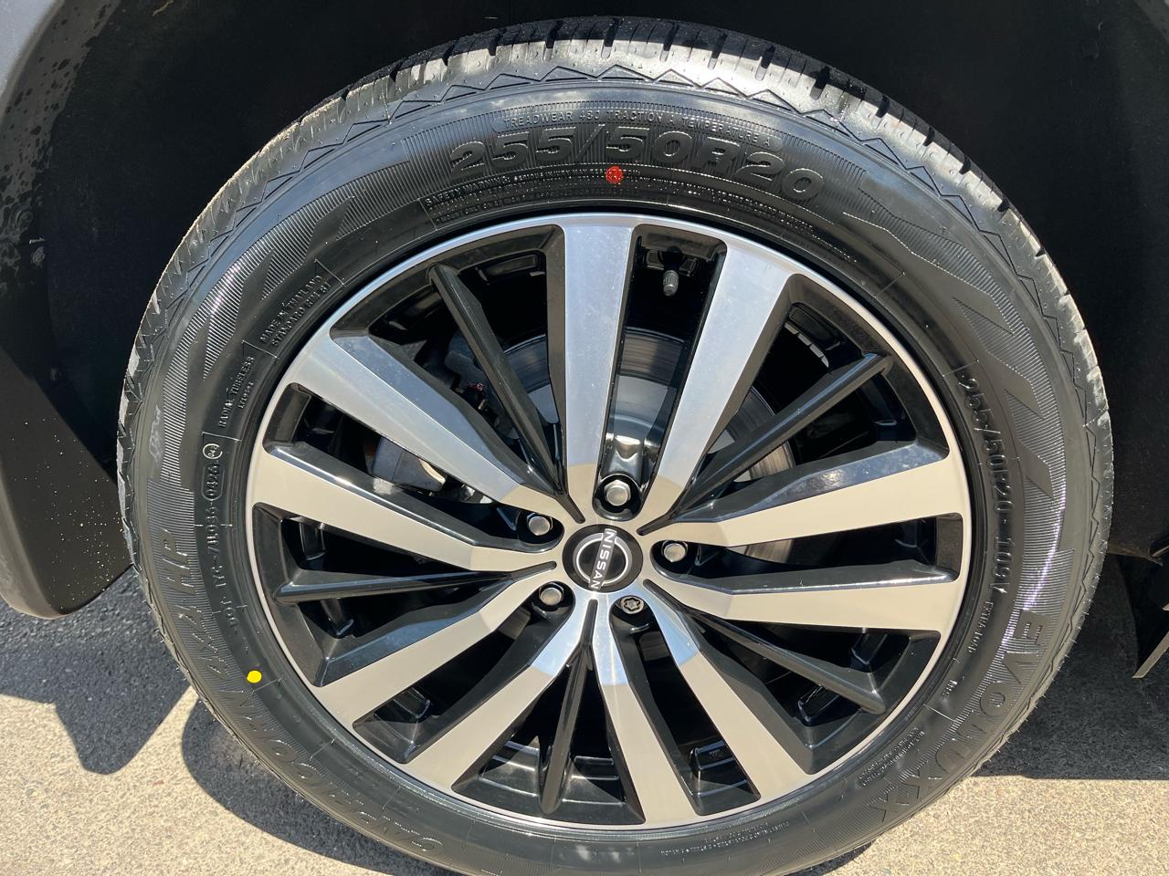 Nissan Pathfinder Platinum 4WD 2023