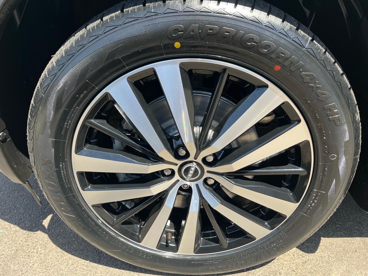 Nissan Pathfinder Platinum 4WD 2023