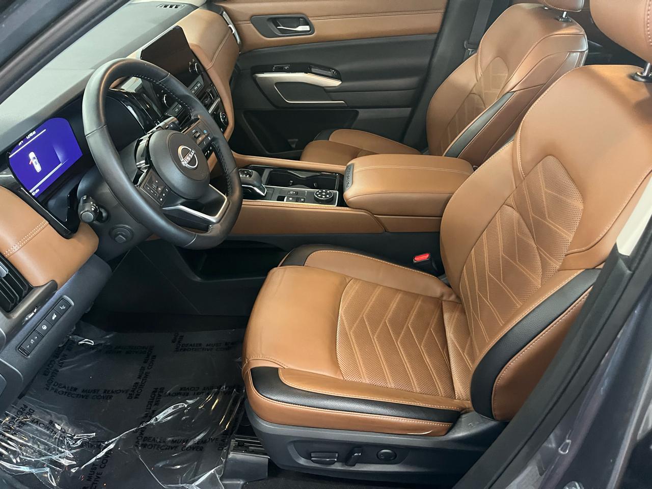 Nissan Pathfinder Platinum 4WD 2023