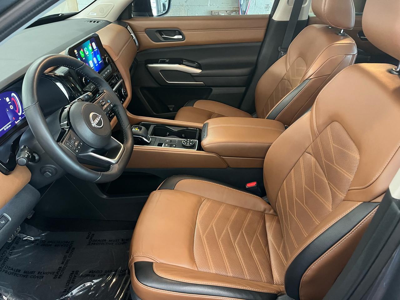 Nissan Pathfinder Platinum 4WD 2023