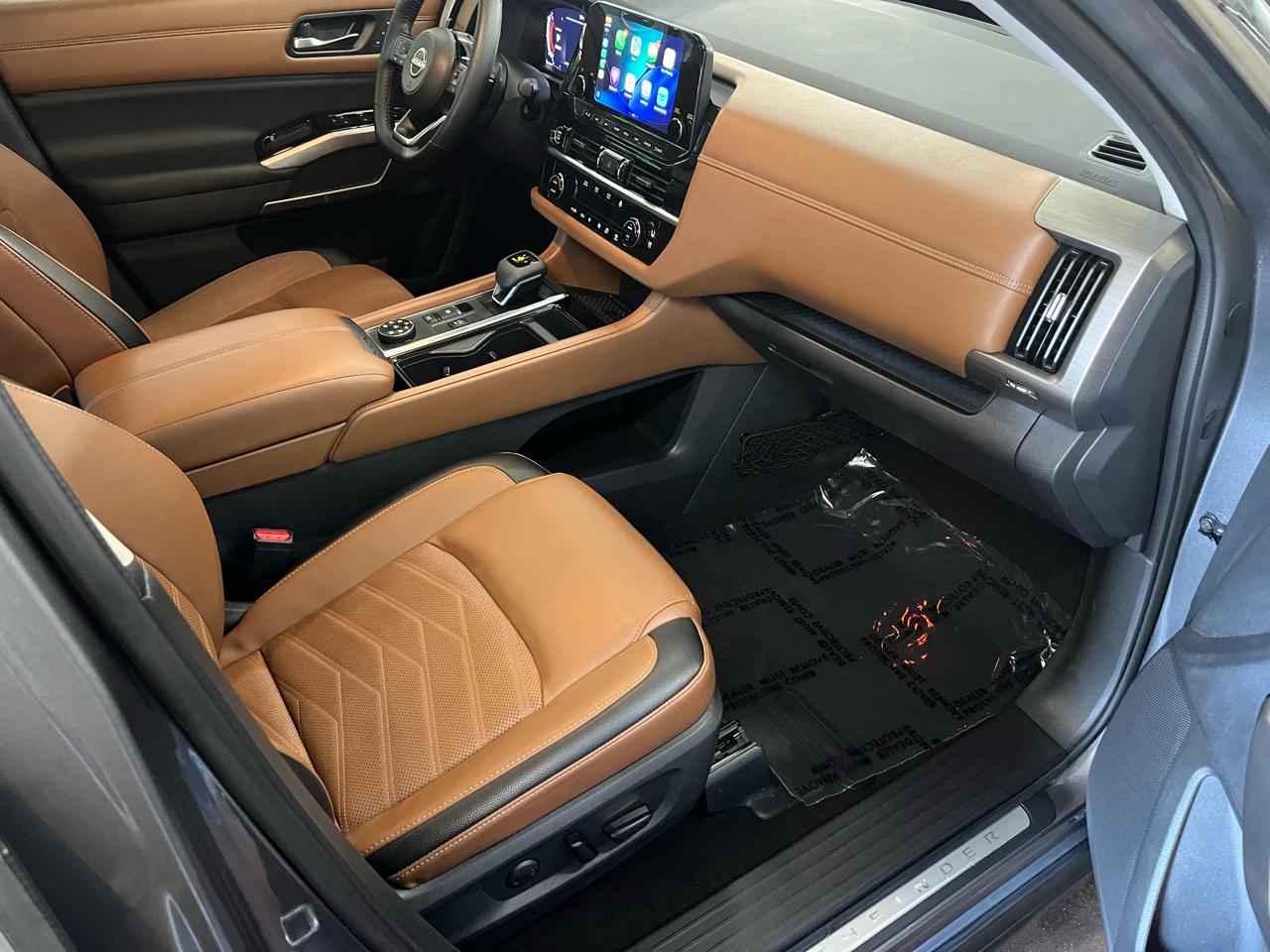 Nissan Pathfinder Platinum 4WD 2023