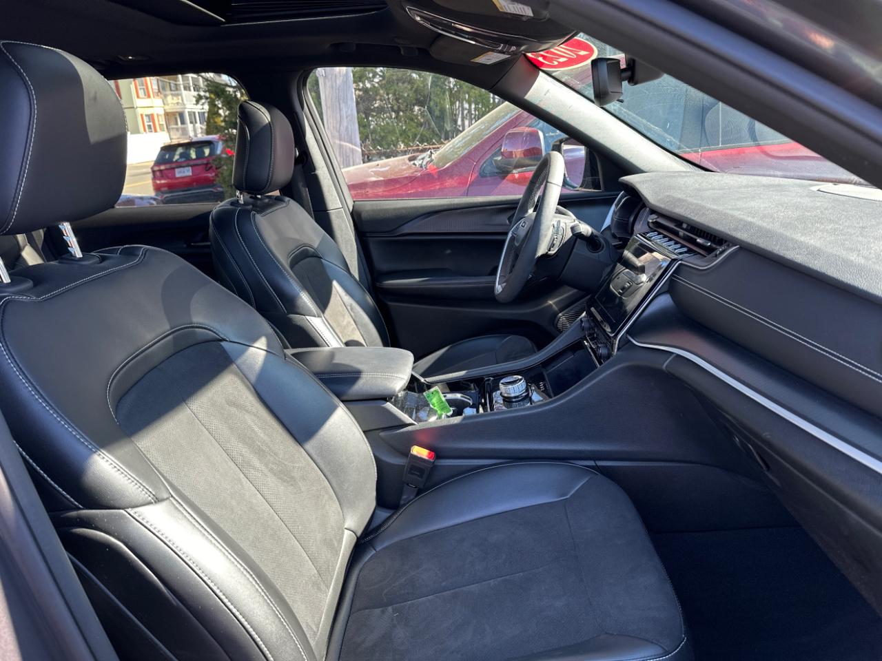 Jeep Grand Cherokee Altitude 4x4 2023