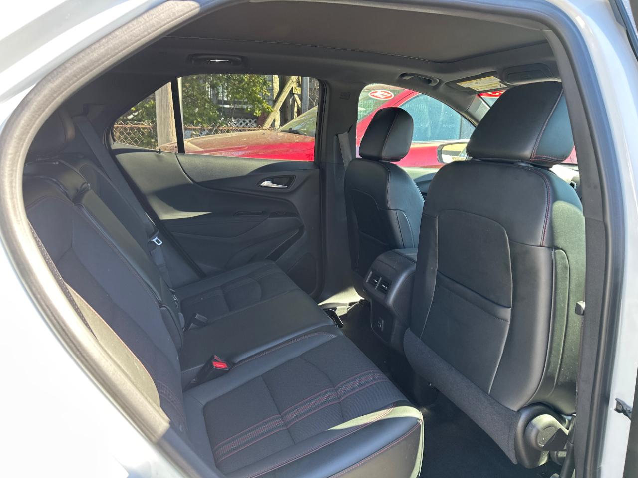 Chevrolet Equinox AWD 4dr RS 2023